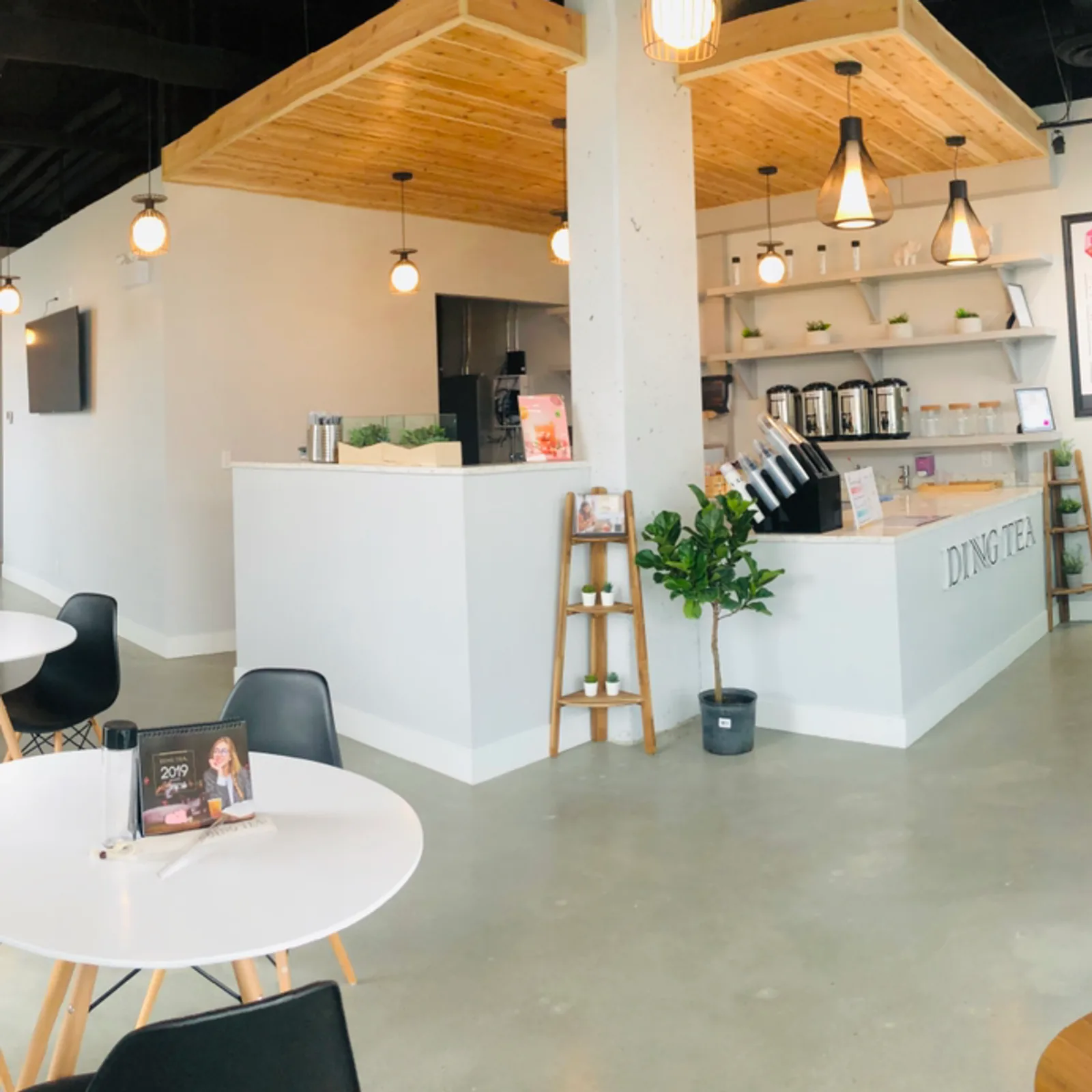 Ding Tea Renfrew, a commercial project by Costar Construction at 1808 Renfrew St, Vancouver, photo 2 of 6