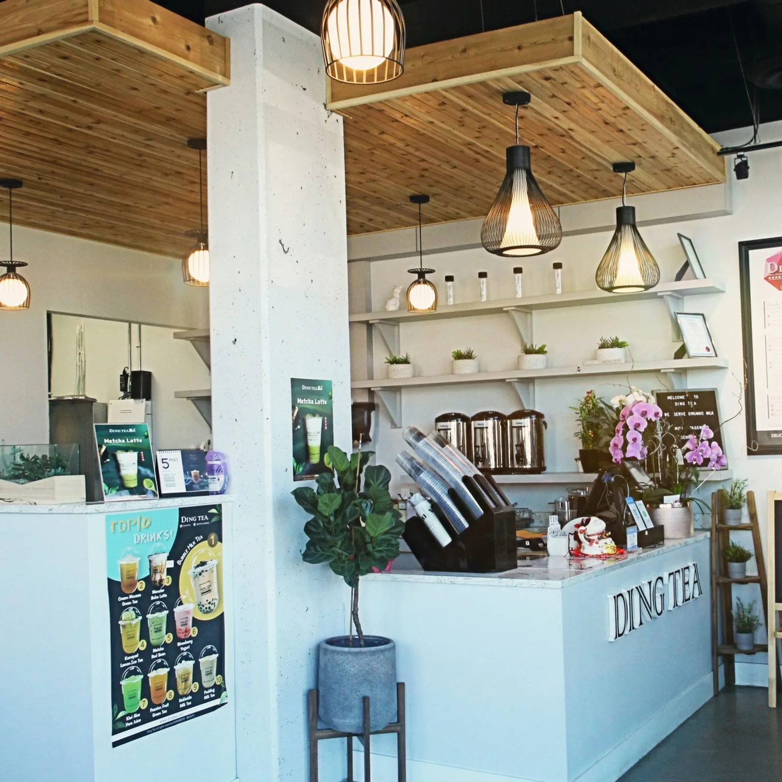 Ding Tea Renfrew, a commercial project by Costar Construction at 1808 Renfrew St, Vancouver, photo 3 of 6