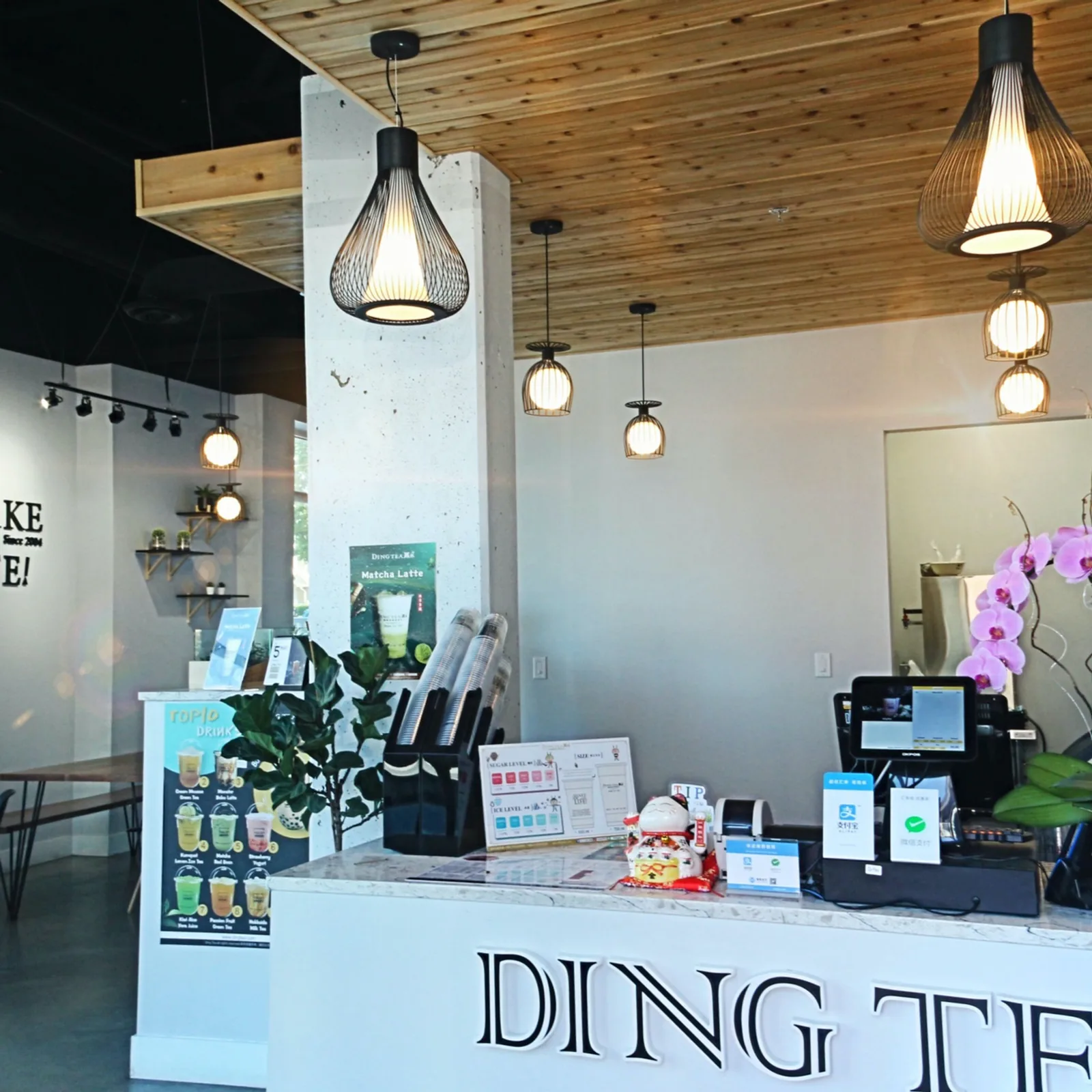 Ding Tea Renfrew, a commercial project by Costar Construction at 1808 Renfrew St, Vancouver, photo 5 of 6
