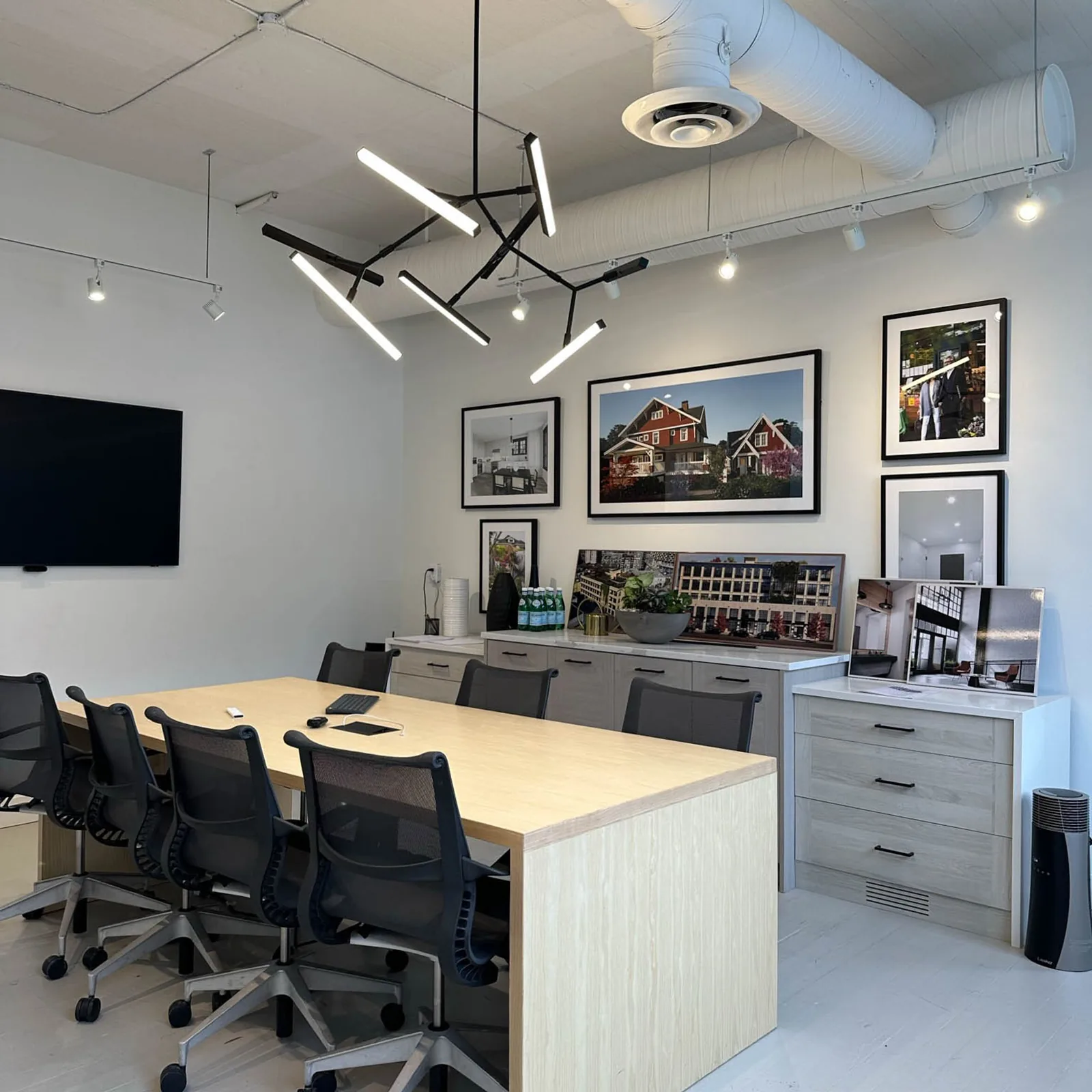 Formwerk Office, a office project by Costar Construction at 290 West 3rd Avenue, Vancouver, photo 3 of 6