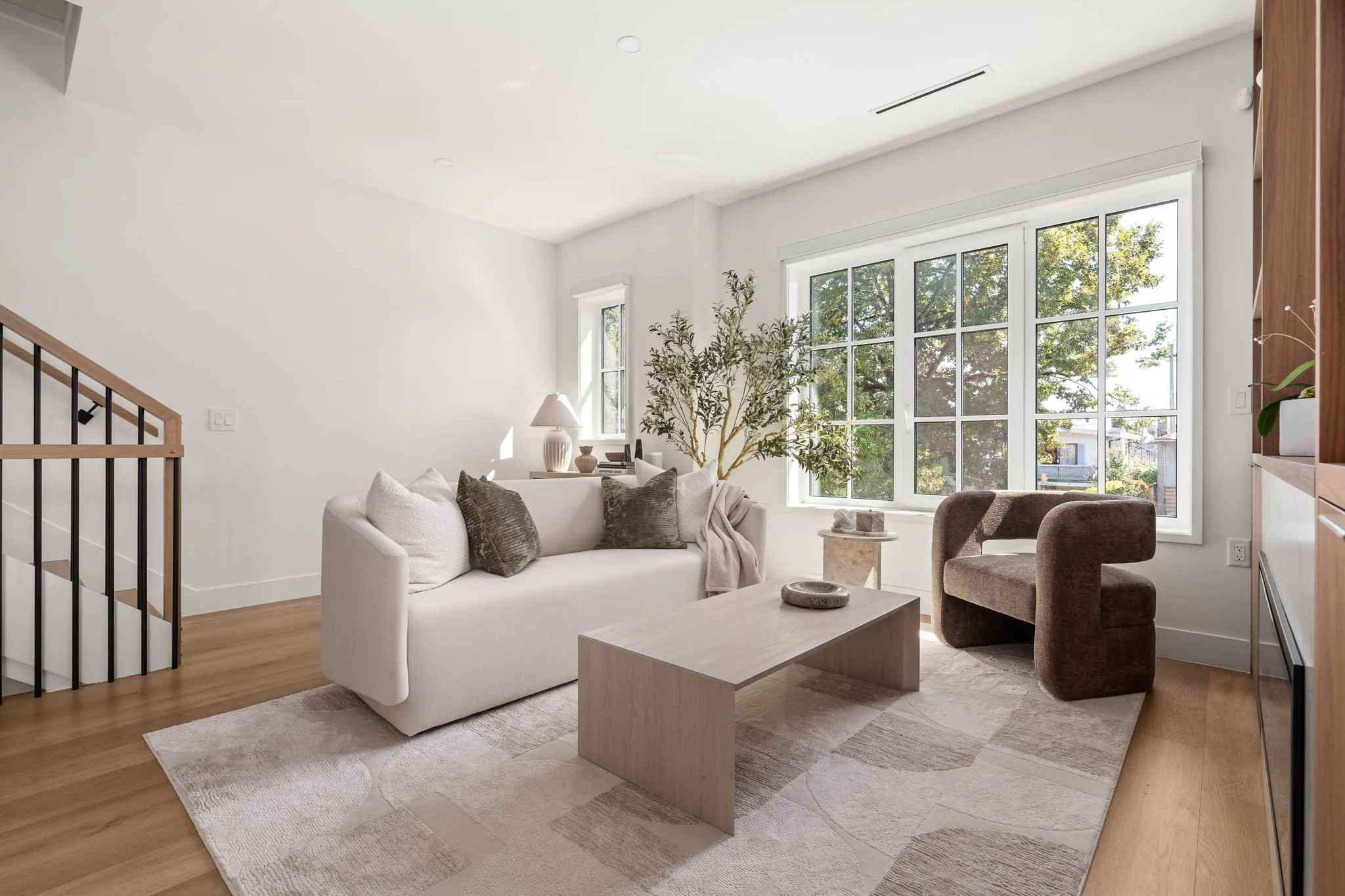 We Killarney Townhomes, a 6-plex, multiplex, multi-family project by Costar Construction at 2333 E 54th Ave, Vancouver, photo 4 of 7