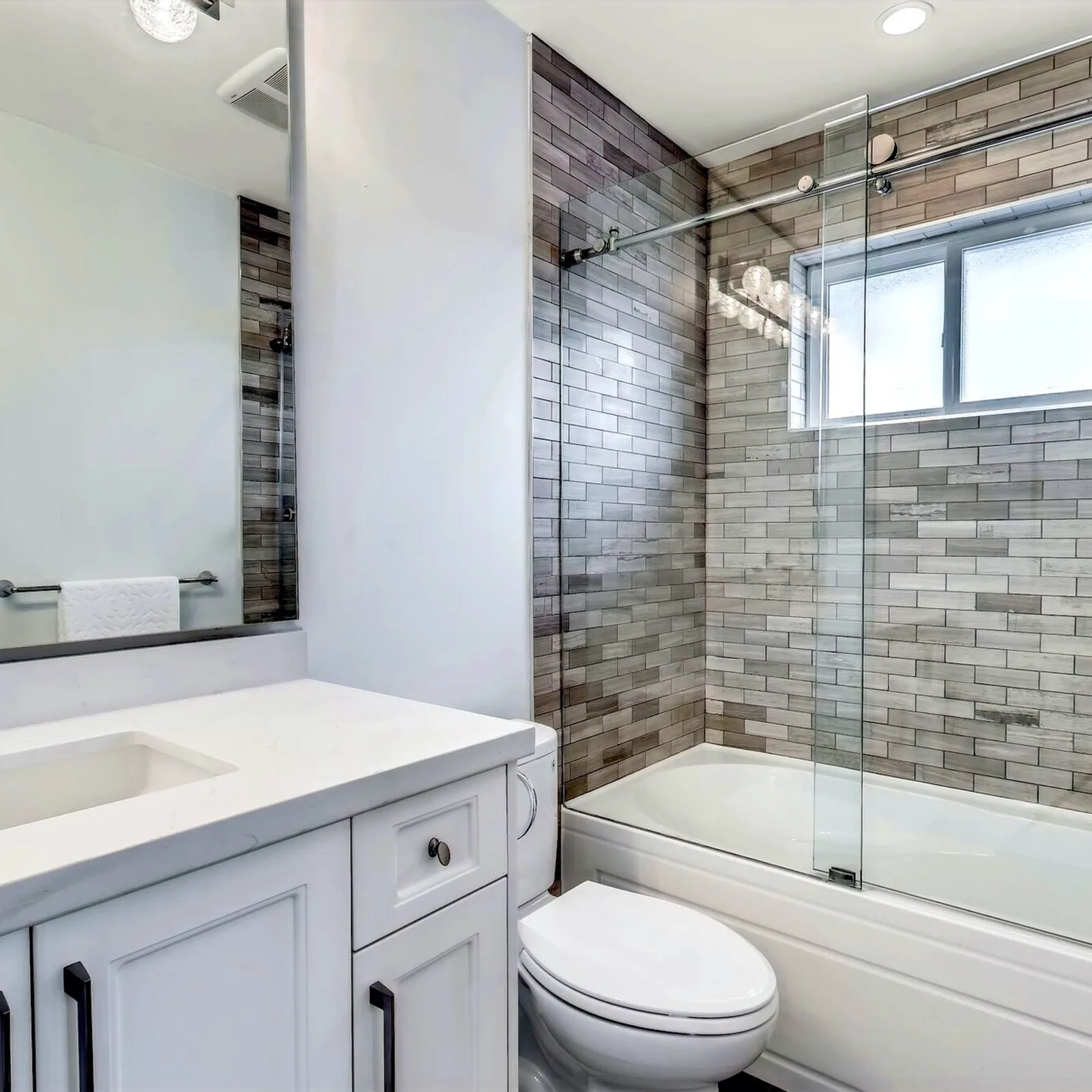 Renfrew-Collingwood 2 Family Dwelling, a duplex project by Costar Construction at 4942 Moss St, Vancouver, photo 5 of 5